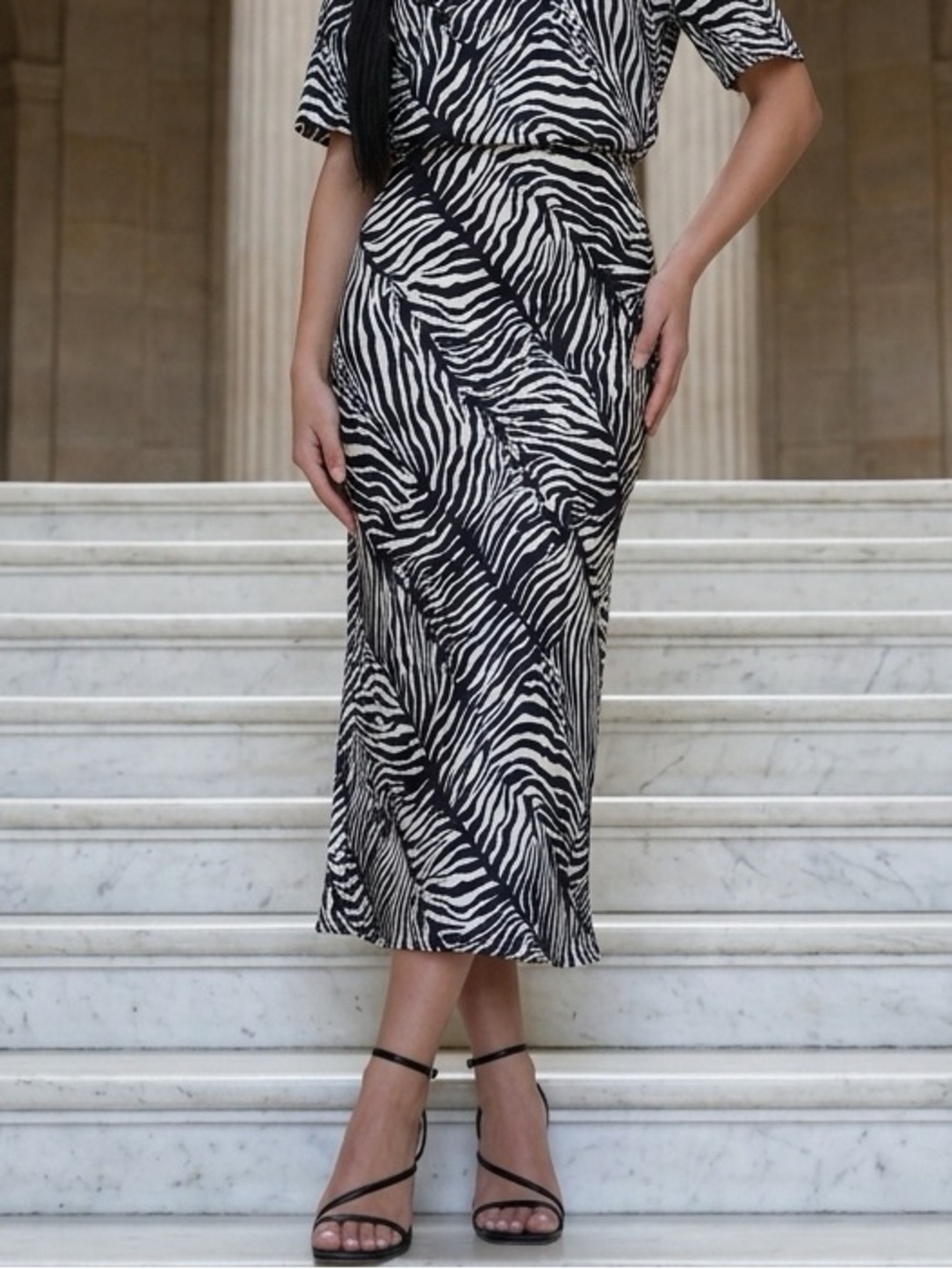 NWOT Ena Pelly Women’s Roza Slip Midi Skirt Black White - Size Small